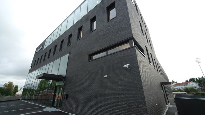 Pengemangelen og mannskapsmangelen er så stor at grunnleggende rettigheter i en rettsstat er satt i fare