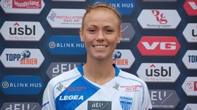 KLAR FOR POENG: Maren Hauge Johansen og resten av Kolbotn er klare for å krige!