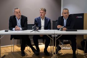 Konserndirektør Are Stokstad i Amedia, sjefredaktør Gunnar Stavrum i Nettavisen og administrerende direktør Espen Asheim i Egmont Publishing.