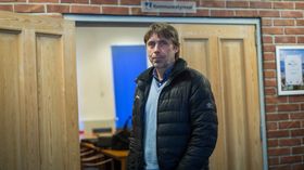 VIL HA OPENHEIT: Hovudvernombod Frank Nymark i Sogndal kommune håper at politikarane får lese heile rapporten, ikkje berre ein redigert versjon.