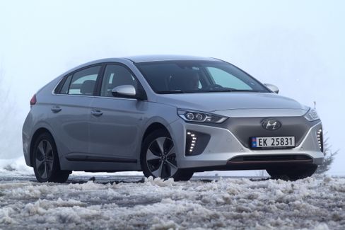 Hyundai Ioniq.