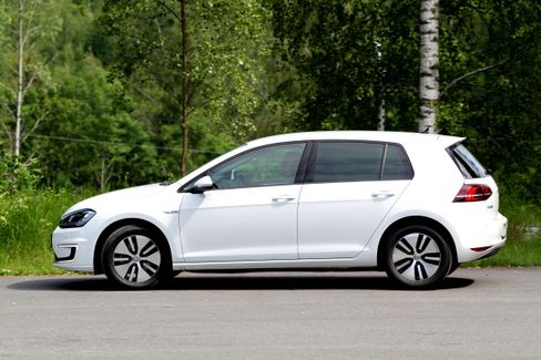 VW e-Golf.