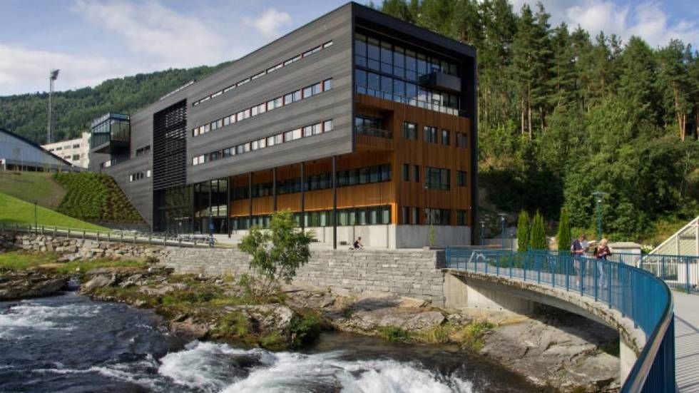 TIPS: Skal du byrja å studere her? I denne saka får du elleve tips for ein god studiestart.