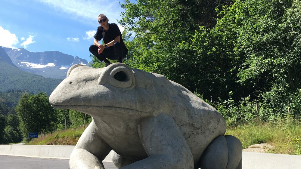 Magne Davidsen (øverst) jobber som blant annet utvikler i Blank, selskapet han selv har vært med på å starte.
