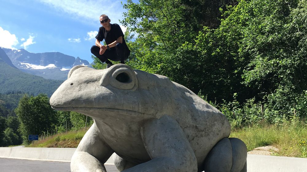 Magne Davidsen (øverst) jobber som blant annet utvikler i Blank, selskapet han selv har vært med på å starte.