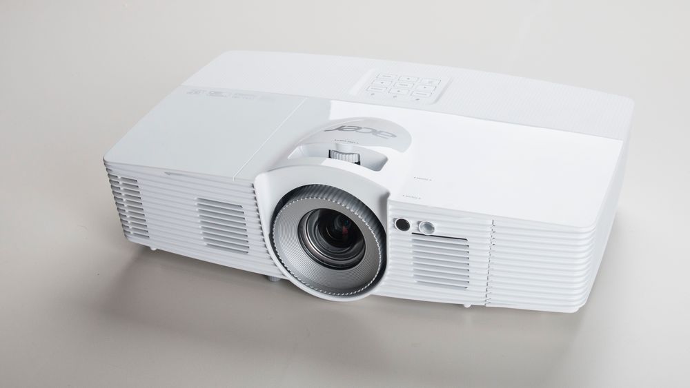 Acer V7500