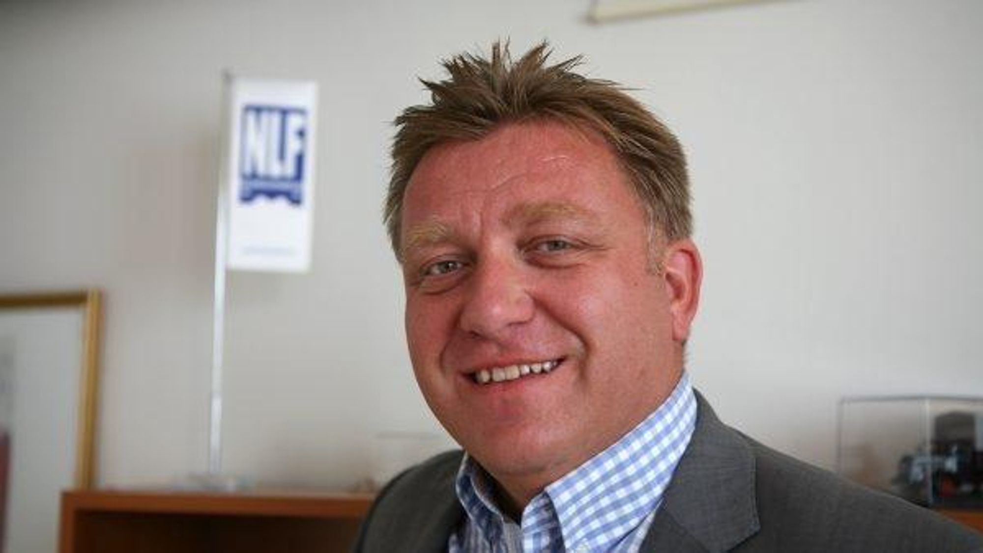 Lastebilgeneral Geir A. Mo ønsker billigere nattekjøring velkommen.