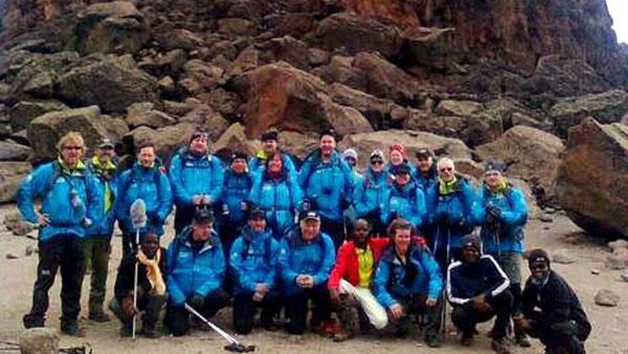Denne gjengen gikk til topps på Kilimanjaro i går.