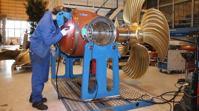 1600 ansatte i norske Rolls-Royce Marine skal få nye eiere