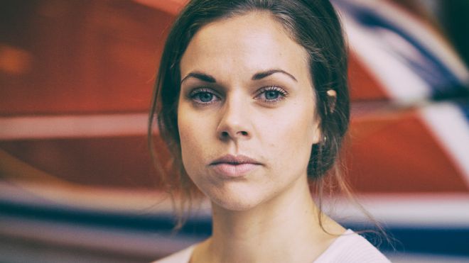 Politibetjenten Hege slår rekorder. I natt fullfører Rowegians den ekstreme reisen