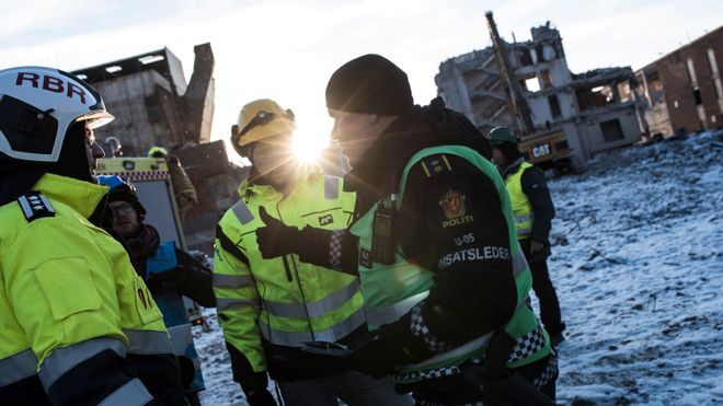 Hundetjenesten,Brannvesen,Redningsgruppa,Ruiner,Søk,Hundesøk,Hundepatruljen,Hund,politihund