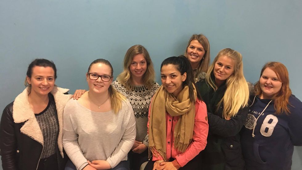 tshawe baqwa barn foler seg brukt av pappalisten tshawe baqwa med singel vem tshawe ar inte i nagot forhallande eller okanda ftp server