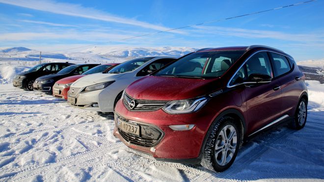 Elbiler under vintertest i Norge.