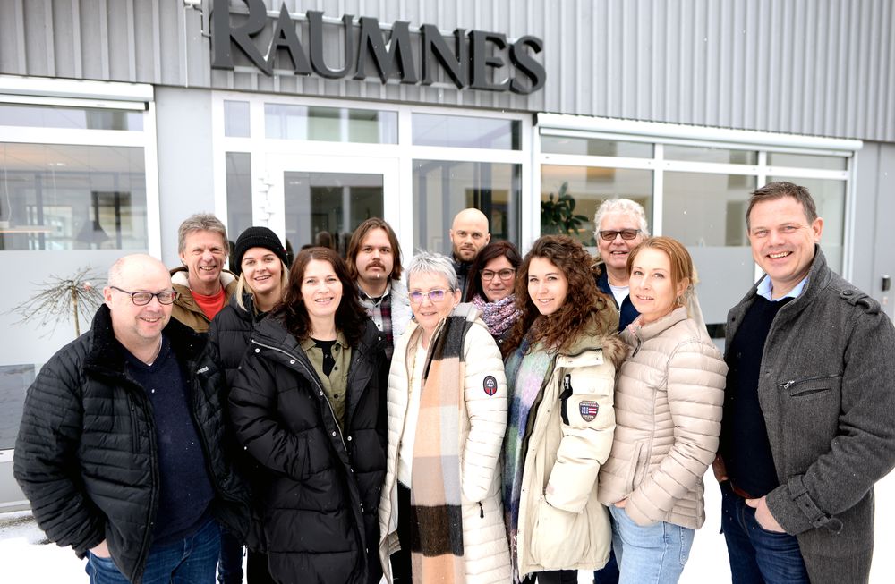 Avisa Raumnes.
