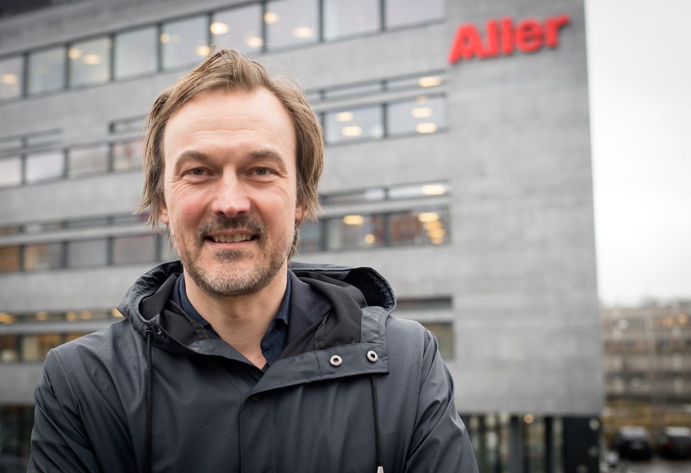 Ansvarlig redaktør og adm. dir Jan Thoresen i SOL.no - her utenfor Aller Medias lokaler på Hasle i Oslo.