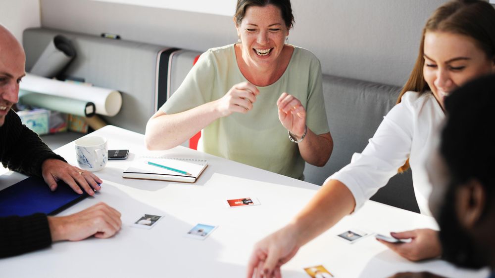 Teamarbeid bidrar ikke nødvendigvis til kreativitet, mener ledende kreativitetsforsker. (Illustrasjonsfoto)