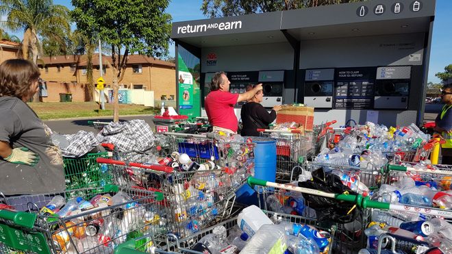 Norske Tomra lærer Australia å pante. Viktig bidrag for å fjerne plast fra strendene