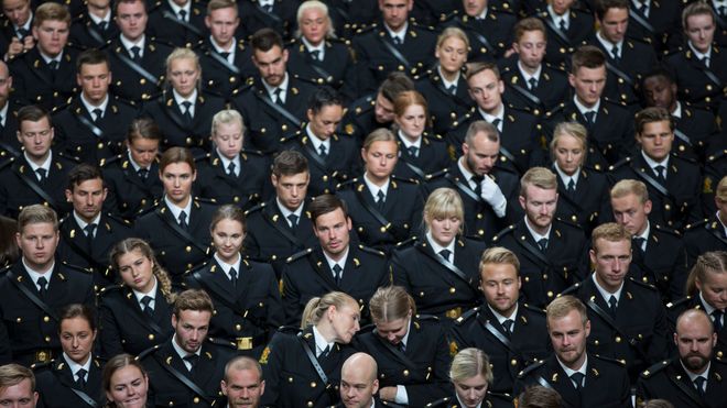 Avlyser vitnemålsutdelingen