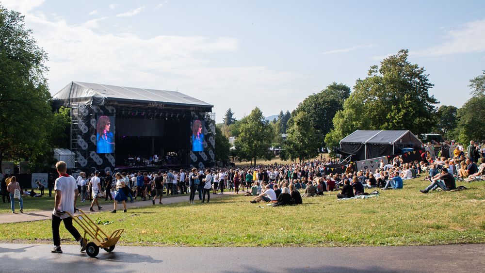 Øyafestivalen i Oslo. Her har både Telenor og Telia økt kapasiteten sin for å kunne takle datatrafikken under festivalen.