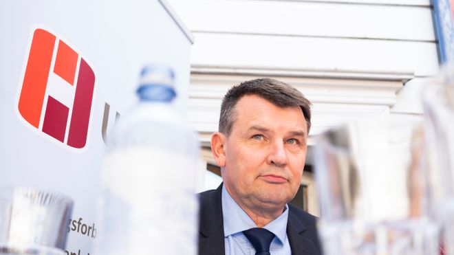 Justisministeren nekter å blande seg inn for å heve lønna til etterforskere