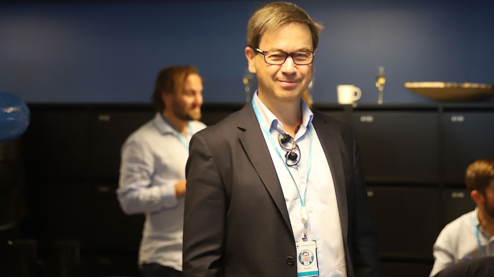 Administrerende direktør Trond Eilertsen håper de nye lokalene skal gjøre det enklere å rekruttere unge utviklere.