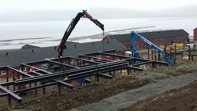 I gang med Svalbard-boliger