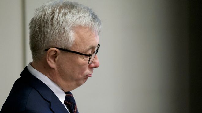 Schjøtt-Pedersen kjemper en tapt kamp – som i økende grad er pinlig for organisasjonen han leder