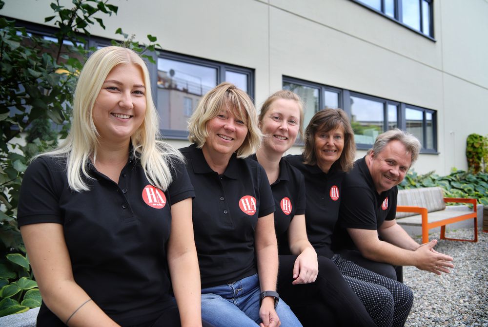Nyhetsjournalistene i Halden Arbeiderblad: Emely Hansen, Trine Bakke Eidissen, Hanne Eriksen og Anja Lillerud og Steinar Omar Østli.