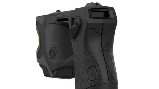 Svensk elpistol-test: Elpistolen fungerer avskrekkende