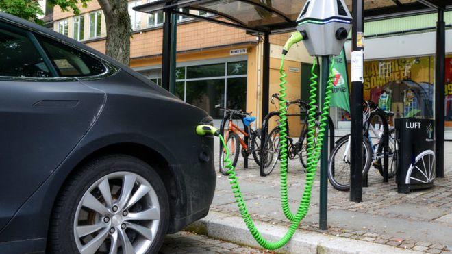 Vegdirektøren ønsker seg 1,5 millioner elbiler!