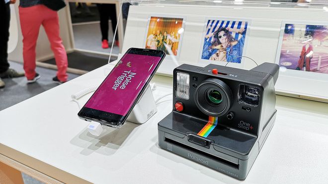 POLAROID MED MOBILTILKOBLING