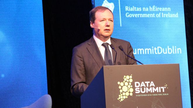 Roberto Viola leder avdelingen som er ansvarlig for EUs politikk angående blant annet det digitale indre marked.