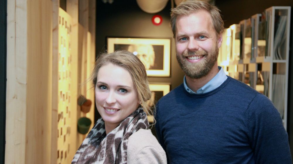 Lena Marthinsen og Erlend Andreas Gjære hos Secure Practice, som nylig mottok en pris for selskapets nye sikkerhetsprodukt.