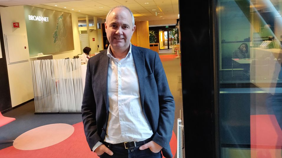 Med SD-WAN tar teknisk direktør Jørn Hodne i Broadnet nå første steg på veien til å gjøre nettverkene både programvarestyrt (SDN) og virtualisert (NFV).
