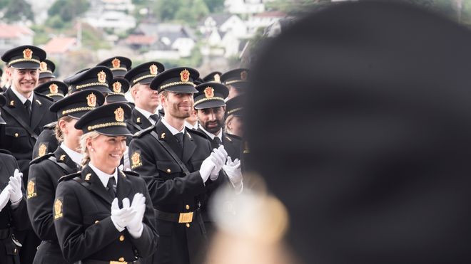 Slik får regjeringen til å ansette 180 politistudenter for bare 50 millioner kroner