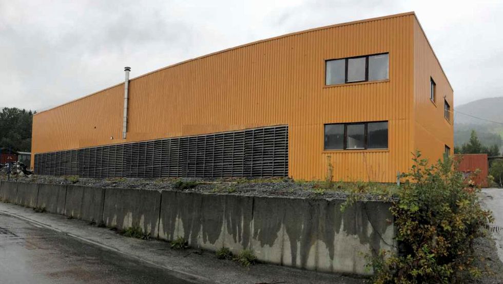 ENDRA KAPITALEN: Bluefjords AS driv eit datasenter i Jostedalen og er eit søsterselskap av BlueSite AS, som driv datasenteret (avbilda) på Kaupanger.