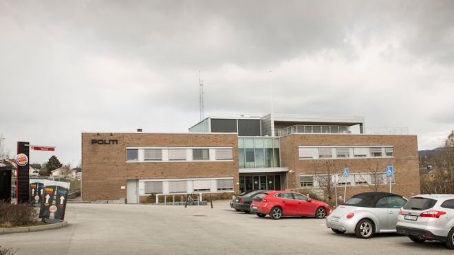 Håndgranat levert inn i politivakta - Grenland politistasjon evakuert