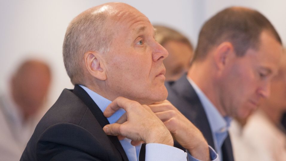 Konsernsjef Sigve Brekke i Telenor følger nøye med på forsøket på å fusjonere Tele2 og T-Mobile i Nederland. Om EU godkjenner den fusjonen, er det grunn til å forsøke å slå sammen mobilvirksomheten til Telia og Telenor i Danmark igjen.