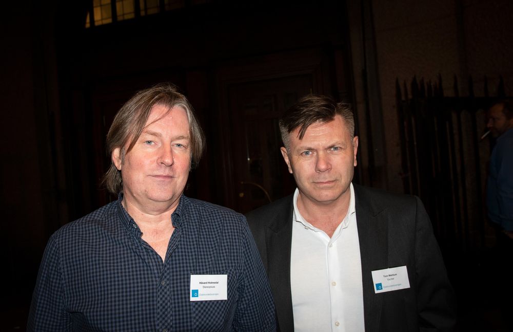 Håvard Holmedal i Stereopluss og Tom Mehlum i Stereopluss sitt utgiverselskap Exciter. Her fra Elektronikkbransjens galla
