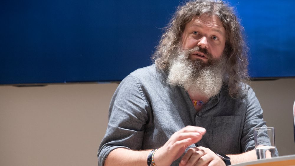 Torgeir Waterhouse mener den nye techlash-trenden på noen måter er enda en irriterende hipster-bølge.