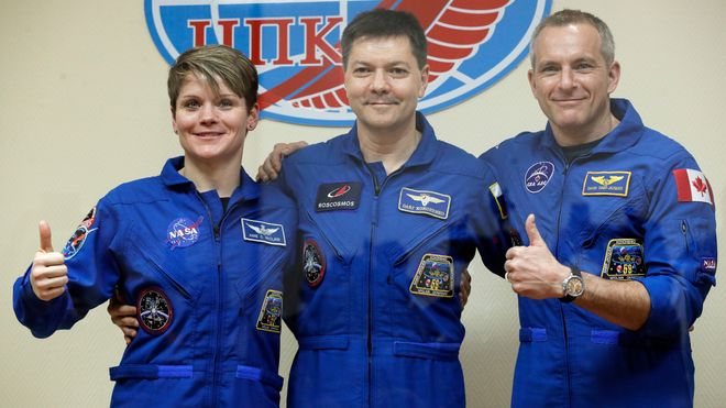Denne gangen gikk det bra: Tre astronauter på vei til Den internasjonale romstasjonen