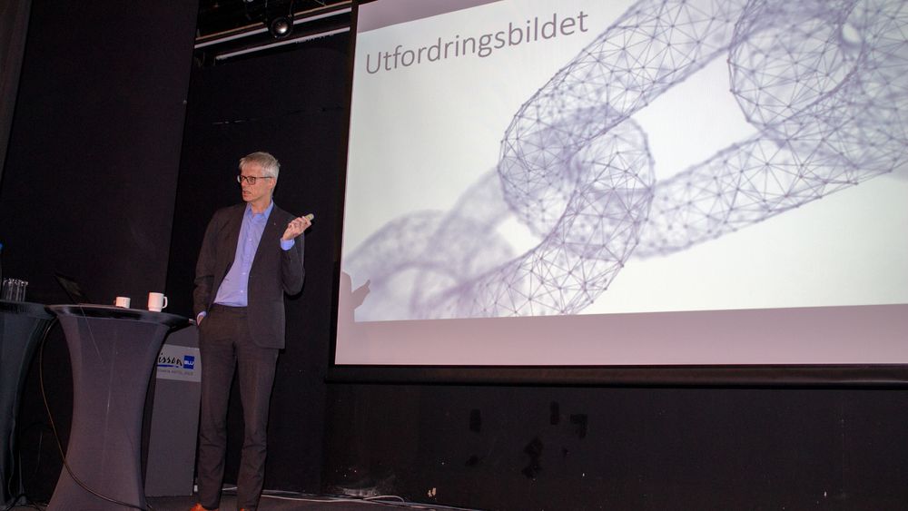 I tillegg til å være utvalgsleder kjenner vi også Hans Christian Holte som skattedirektør i Skatteetaten.