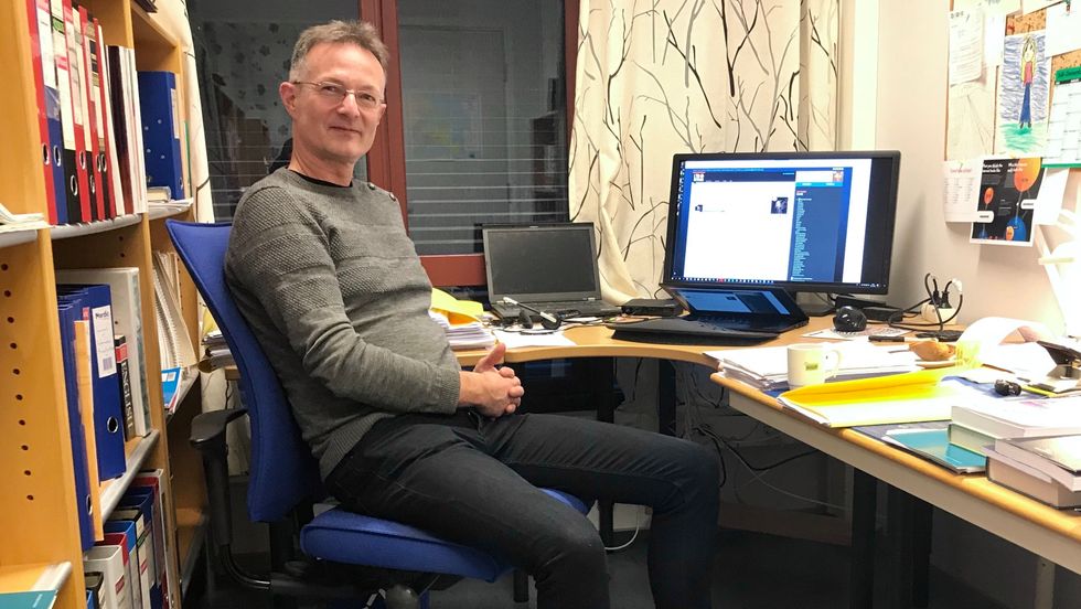 STOR INTERESSE: Det første bitcoin-kurset i Sogndal i haust vart godt motteke. No håpar førelesar Svein Ølnes at det tilbodet blir vidareført og utvikla.
