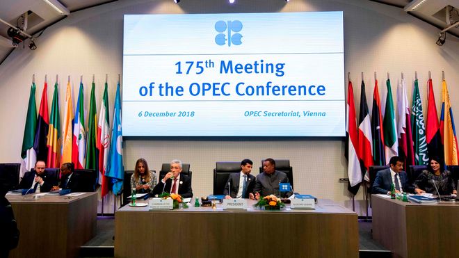 Opec ble ikke enige om oljekutt i går. Ingen vet om de blir det i dag heller