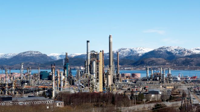 Mongstad-anlegget evakuert etter lekkasje av flytende gass