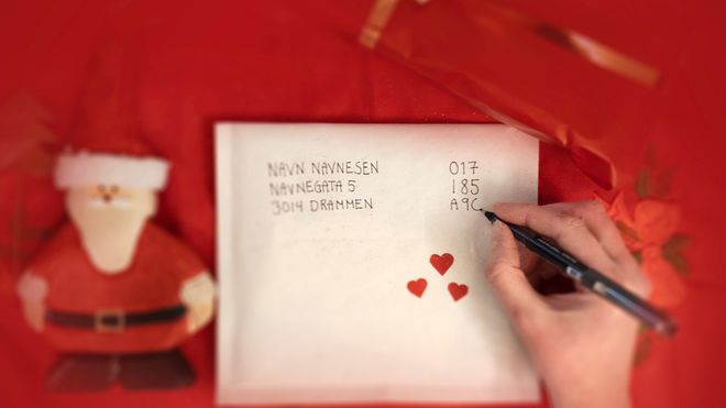 Mye julepost med digitale frimerker