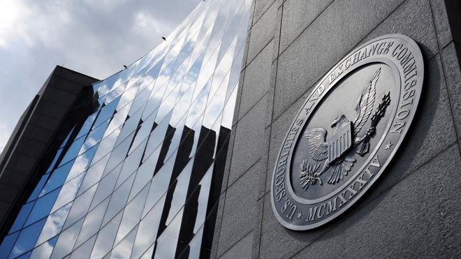 USAs finanstilsyn (U.S. Securities and Exchange Commission) ble hacket. Angriperne skal ha tjent store summer. Her er eldre bilde fra etatens hovedkvarter i Washington.