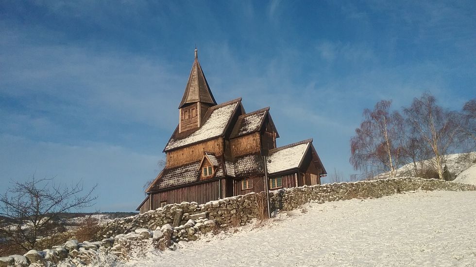 VERDSARV: Urnes stavkyrkje frå 1130 er eldst i landet, og på UNESCO si verdsarvliste. Målet er å få opp eit verdsarvsenter her.