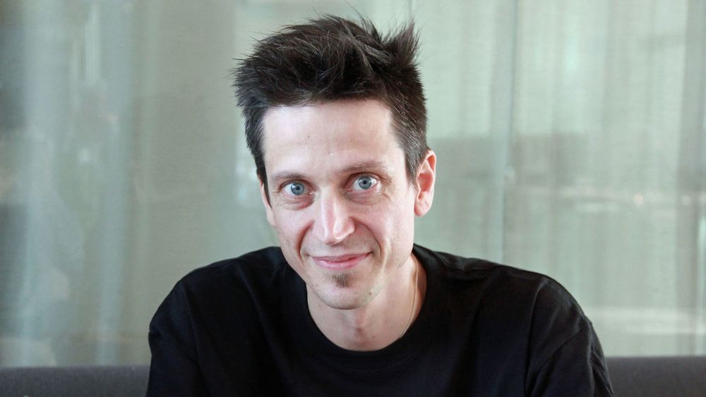 Stig Bakken er teknologidirektør i Zedge. Han ble engasjert i PHP-prosjektet i 1996 og etablerte blant annet PEAR-prosjektet.