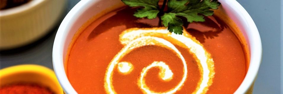 Slik gjør du tomatsuppen indisk hot - men ikke sterk